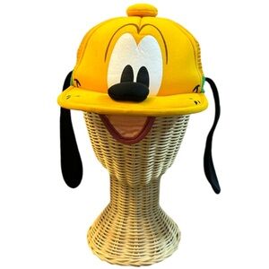 Disney Parks Unisex Pluto Foam Front Mesh Snapback Baseball Cap Hat